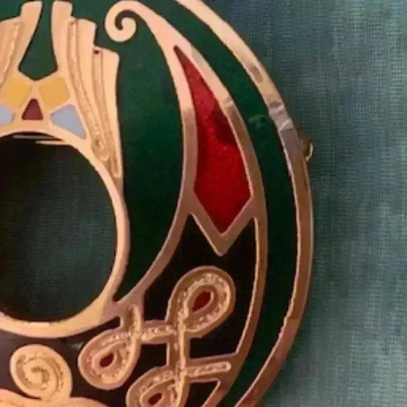 TARA Enameled Brooch, Book of Kells, Made in Dublin, Ireland - Picture 2 of 5